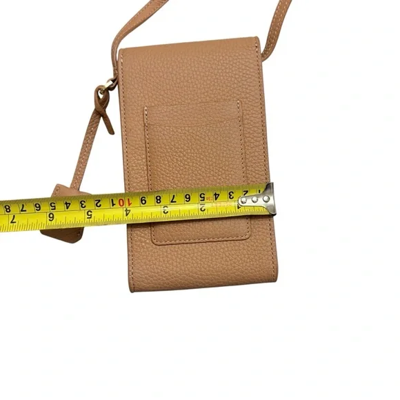 Maison de Sabre Leather Phone Pouch in sandstone brown